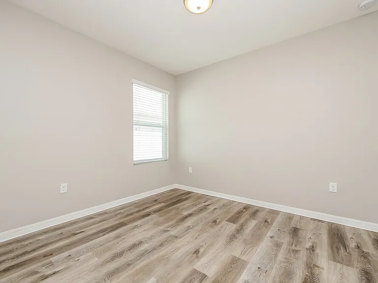 10540 Whispering Hammock Dr — Photo 12