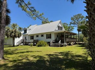 6871 SW 103rd Ter, Cedar Key, FL 32625