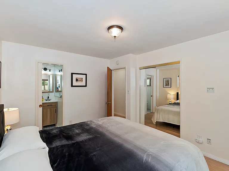 24581 Horst Dr — Photo 17