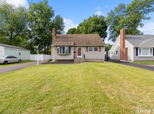 39 Whiteside Street, Newington, CT 06111