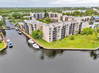 7 Royal Palm Way #4080, Boca Raton, FL 33432