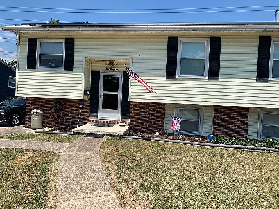 1st image of 221 Juniper Dr