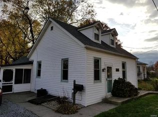 1306 Eisenhower Rd, Mascoutah, IL 62258