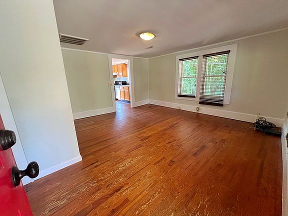entry to living room