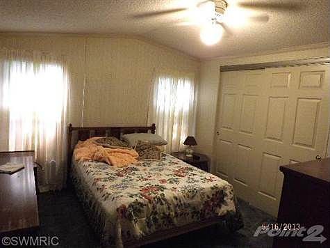 Large Bedroom with Lots of Closets.