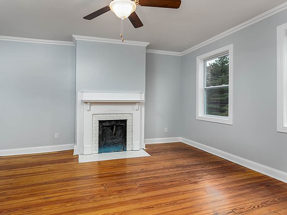 4th image of 195 Kentucky Ave #201