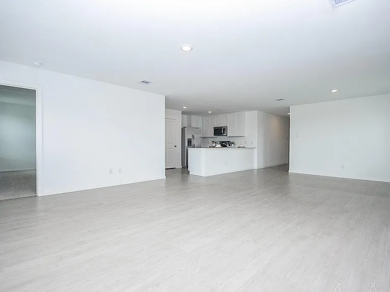 2815 Fountain Woods Dr — Photo 22