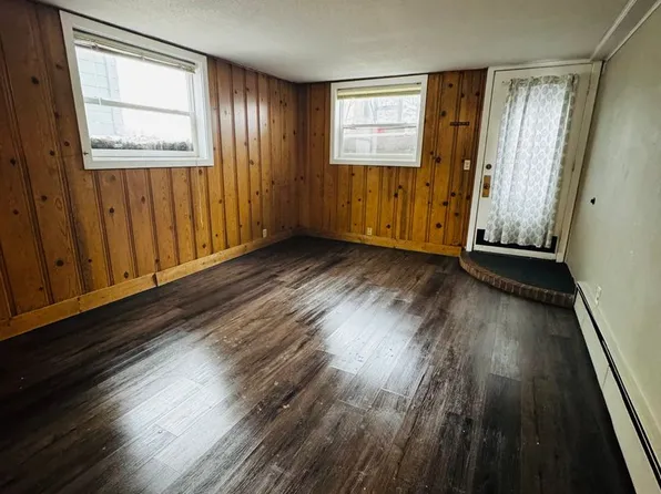 Neu LLC - 620 N Main St, 620 N Main St #3, Aberdeen, SD 57401