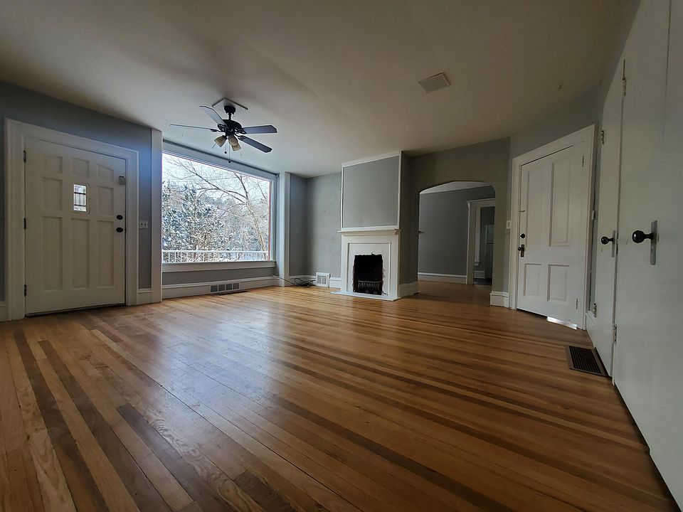 1st image of 535 Canon Ave #1