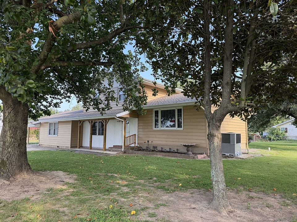 1st image of 119 Depro Ave