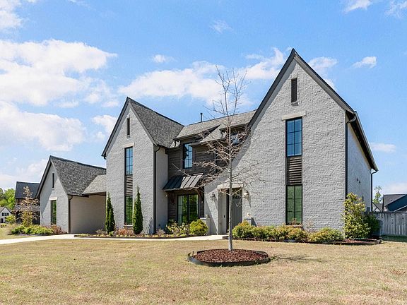5th image of 2869 Blackridge Way