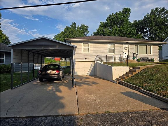 3rd image of 607 May St