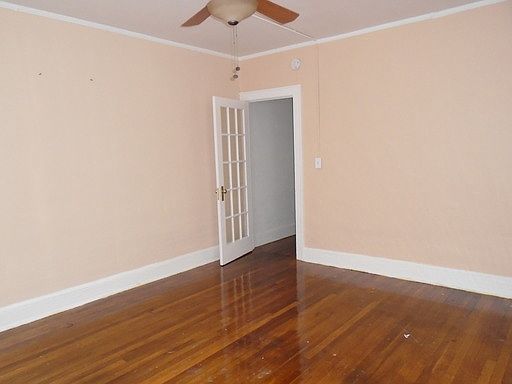 2nd image of 1160 Stratford Ave APT B1