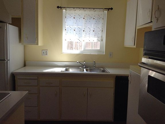 2nd image of 89 Alta Dr