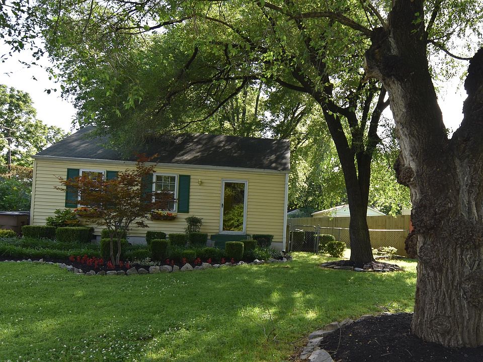 1st image of 915 Kipling Dr