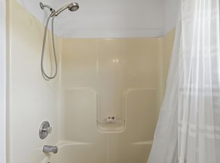 2 Pickering Bnd, Langhorne, PA 19047