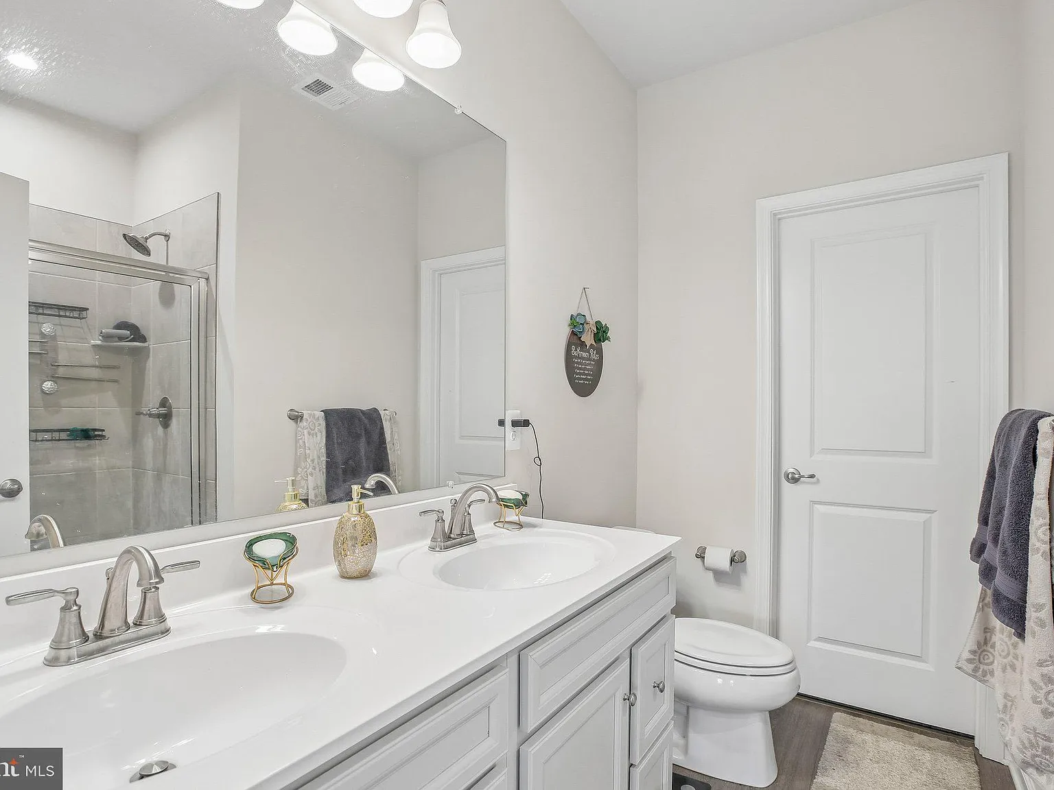 3 bed, 3.5 bath, 1665 sqft, $2,900 — Photo 4
