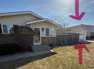 8739 17th Ave, Kenosha, WI 53143