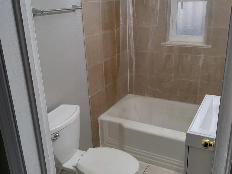 1527 N Uinta St #1527 — Photo 8