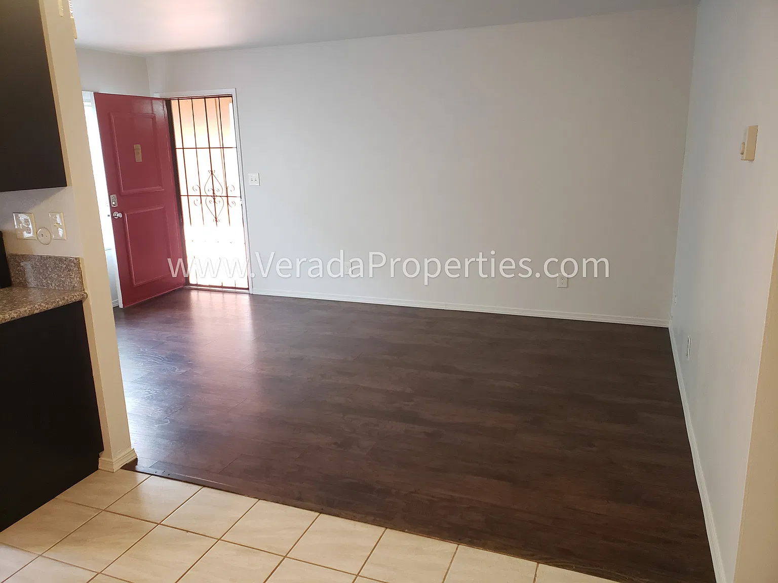 1 bed, 560 sqft, $2,050 — Photo 2