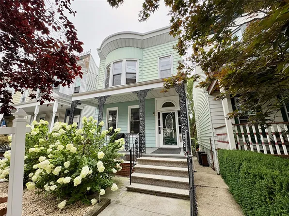 324 E 239th Street, Bronx, NY 10470