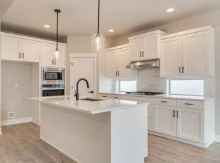 5744 SE 79th Ave, Hillsboro, OR 97123