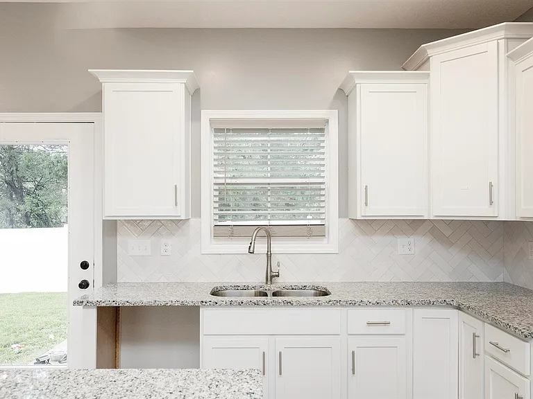 1254 Melody Ave — Photo 10