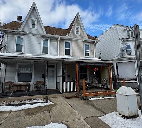 2nd image of 1838 North St