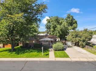 555 Everett St, Lakewood, CO 80226