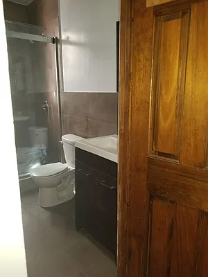 Rented by Monarch Realty Holdings | media 9