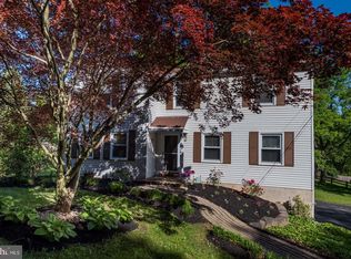 1307 Glenside Rd, Downingtown, PA 19335
