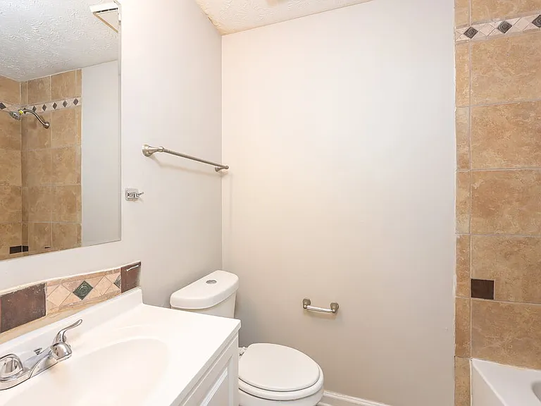 2526 Riverwood Spg — Photo 14