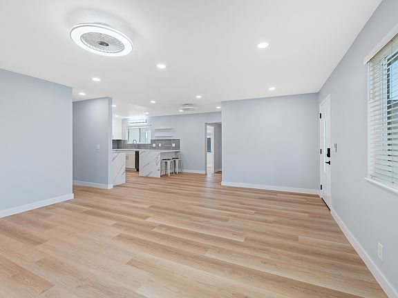 5th image of 4048 Marzo St