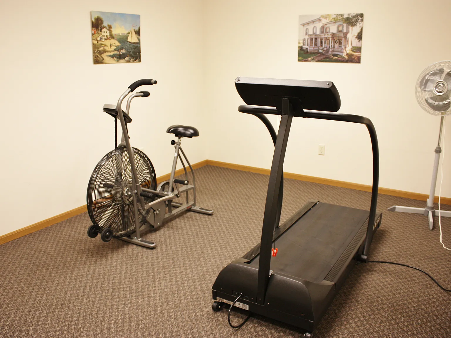 Rosewood Glen Senior Apartments — Photo 4