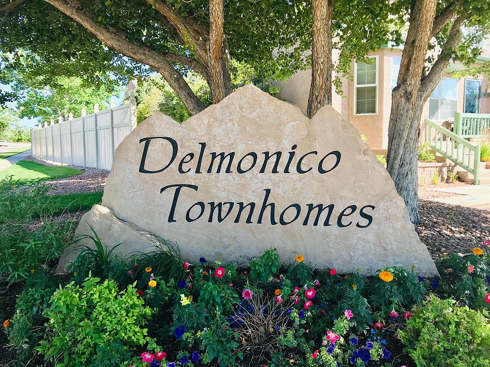 Delmonico Townhomes Entrance