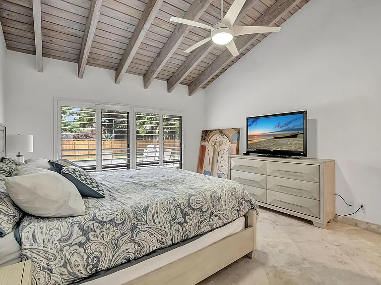 804 Foxpointe Cir — Photo 30
