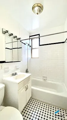 Rented by FirstService Realty (legacy) | media 5