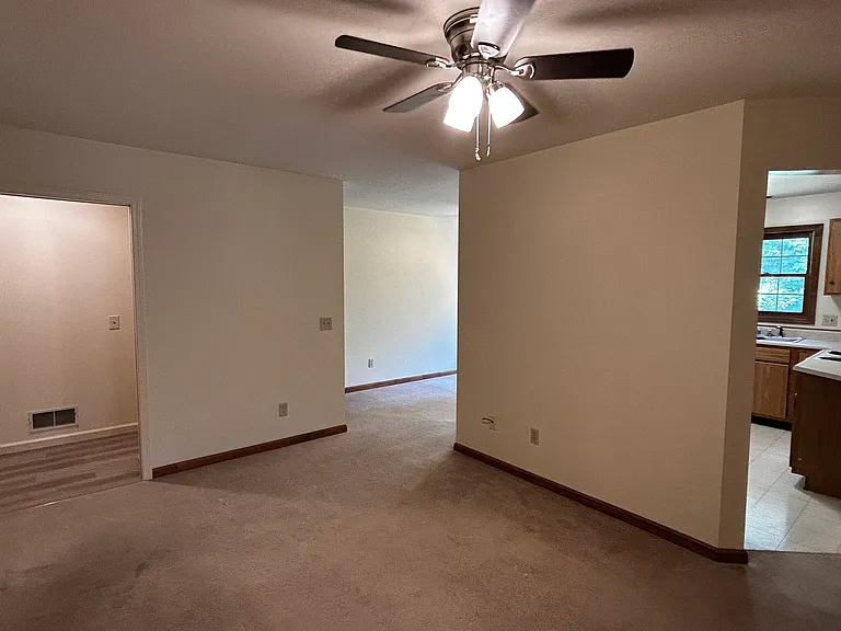 4212 Menga Dr #4 — Photo 17