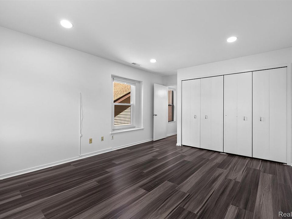6680 Ridgefield Cir Apt 201, photo 25
