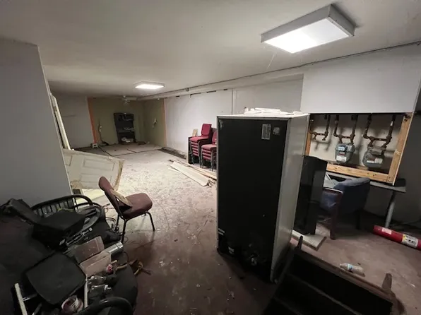 54 Vermont Street image 12 of 14