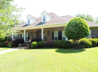 156 Cherry Oak Trl, Petal, MS 39465