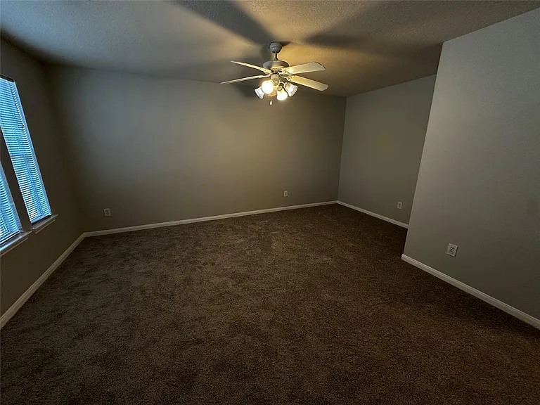 4919 Kasos Isle Dr — Photo 11