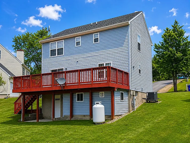 8346 Lincoln Dr — Photo 29