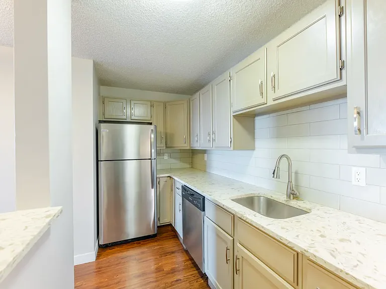 9600 Southland Cir SW — Photo 29