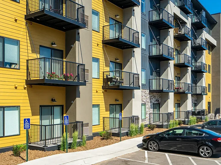 Circle Pines, MN Lexington Lofts | Exterior