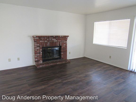 4th image of 43811 Broadwater Ave