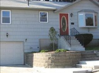 146 Toledo Ave, Pawtucket, RI 02860