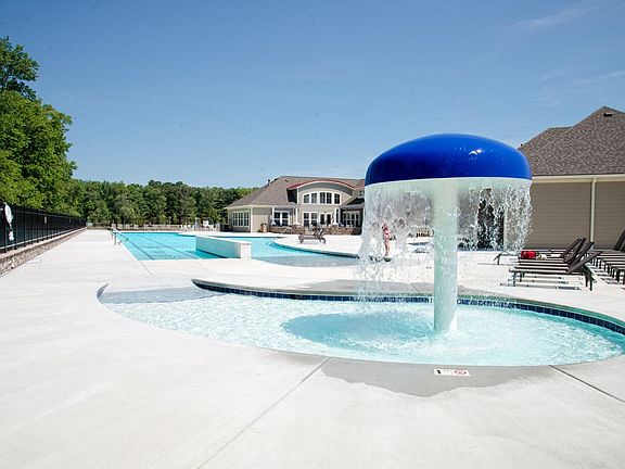3rd image of 25536 Fox Point Ln