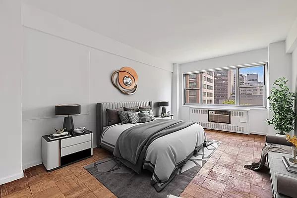 1st image of 333 E 46th St #3BB