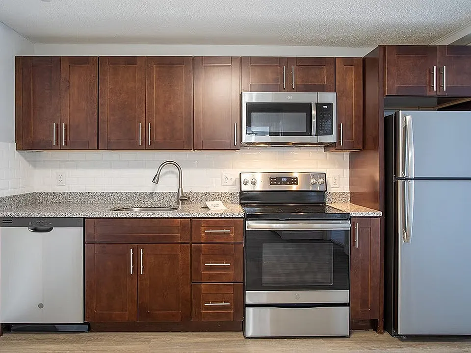 winchester-arms-dover-nh-kitchen